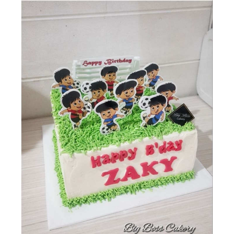 

SEPAKBOLA SOCCER BIRTHDAY CAKE WITH TOPPER