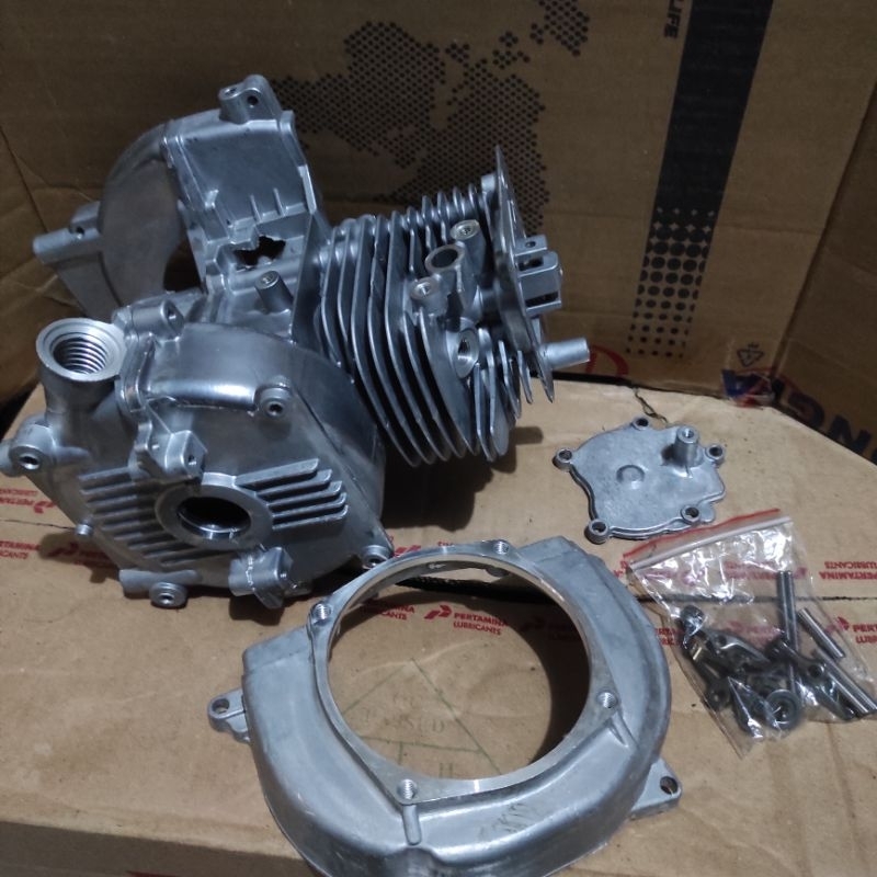 cylinder block/blok mesin potong rumput 4 tak gx31 431