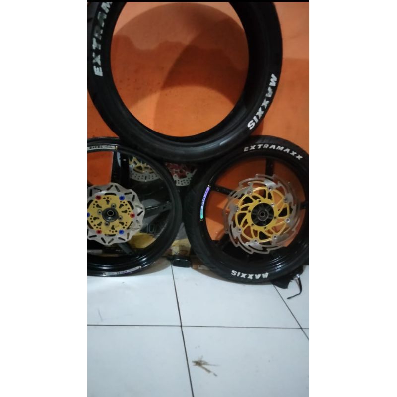 V rossi ninja RR plus ban maxis