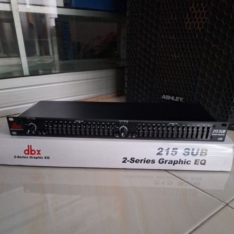 Equaliser DBX 215Sub