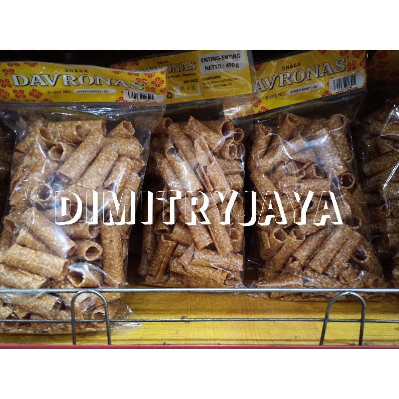 

Enting kacang davronas 490 gram / keripik kerupuk oleh oleh khas magelang jogja temanggung wonosobo