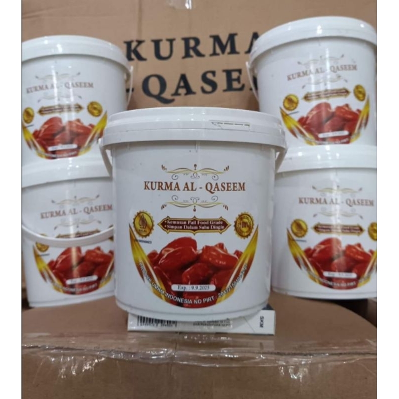 

Kurma Al-qaseem dapat 2 ember isi 500gr/ember