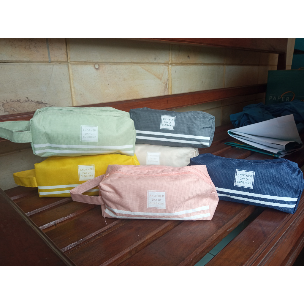 

KOTAK PENSIL / TEMPAT PENSIL (2 RESELETING)
