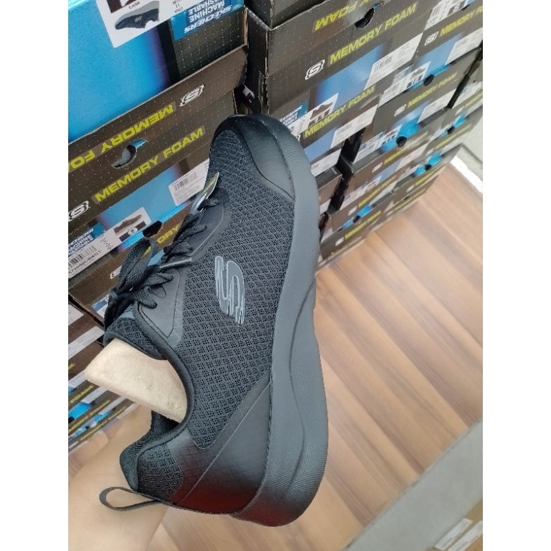 sepatu Skechers sport man original hitam