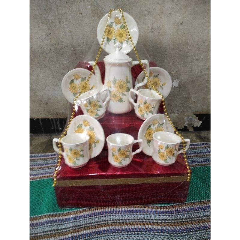 

Parcel Teaset / Hampers teaset