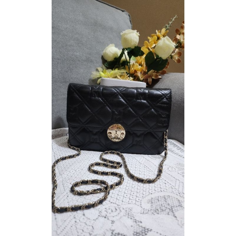 Preloved Metrocity Sling Bag