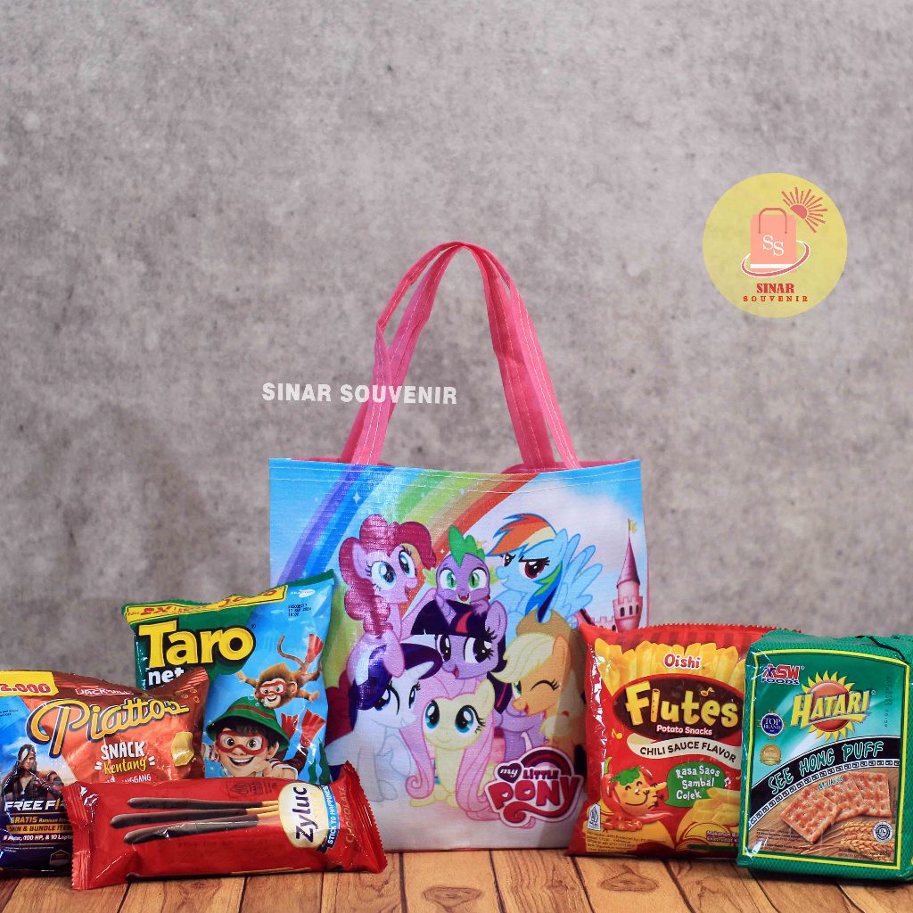 

TAS BINGKISAN SNACK ULTAH - GOODIE BAG ULANG TAHUN ANAK MODEL TRAPESIUM Uk 30x25 PEREKAT SIAP KIRIM