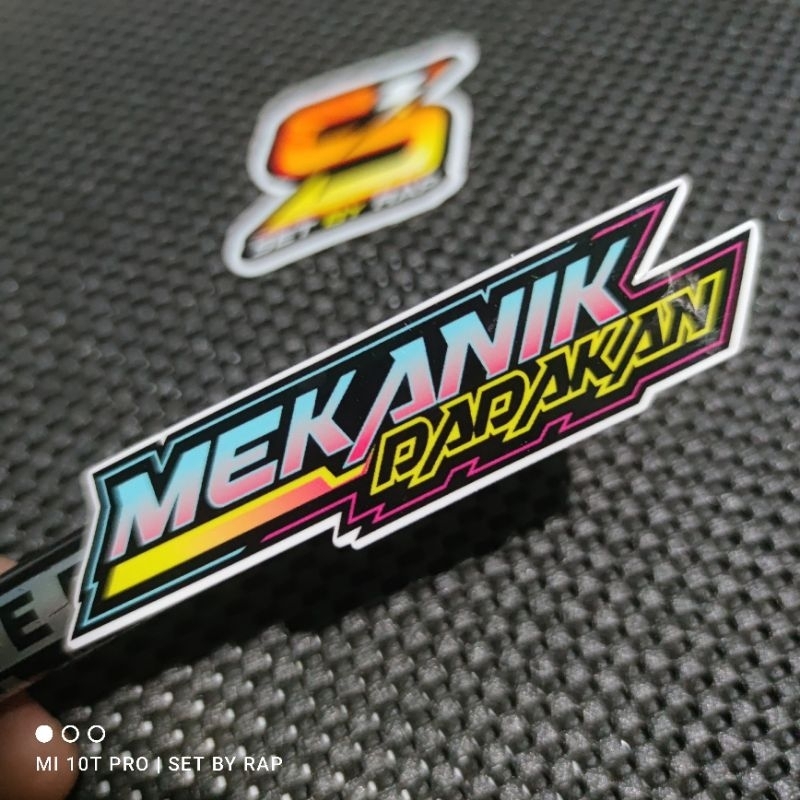 

stiker mekanik dadakan