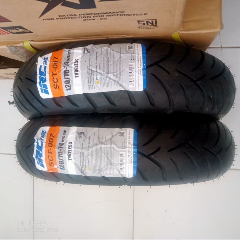 BAN LUAR BELAKANG PCX 150 UKURAN 120/70-14 TUBLES IRC