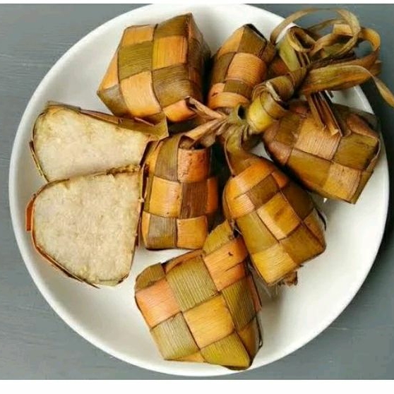 

Ketupat matang asli blok kupat - Ketupat Lebaran - Ketupat Idul Fitri