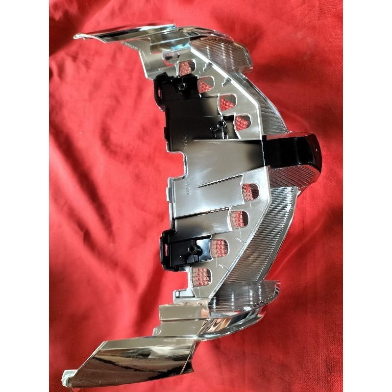 replektor krum dalem lampu belakang Yamaha Nmax new 2021/5024 original