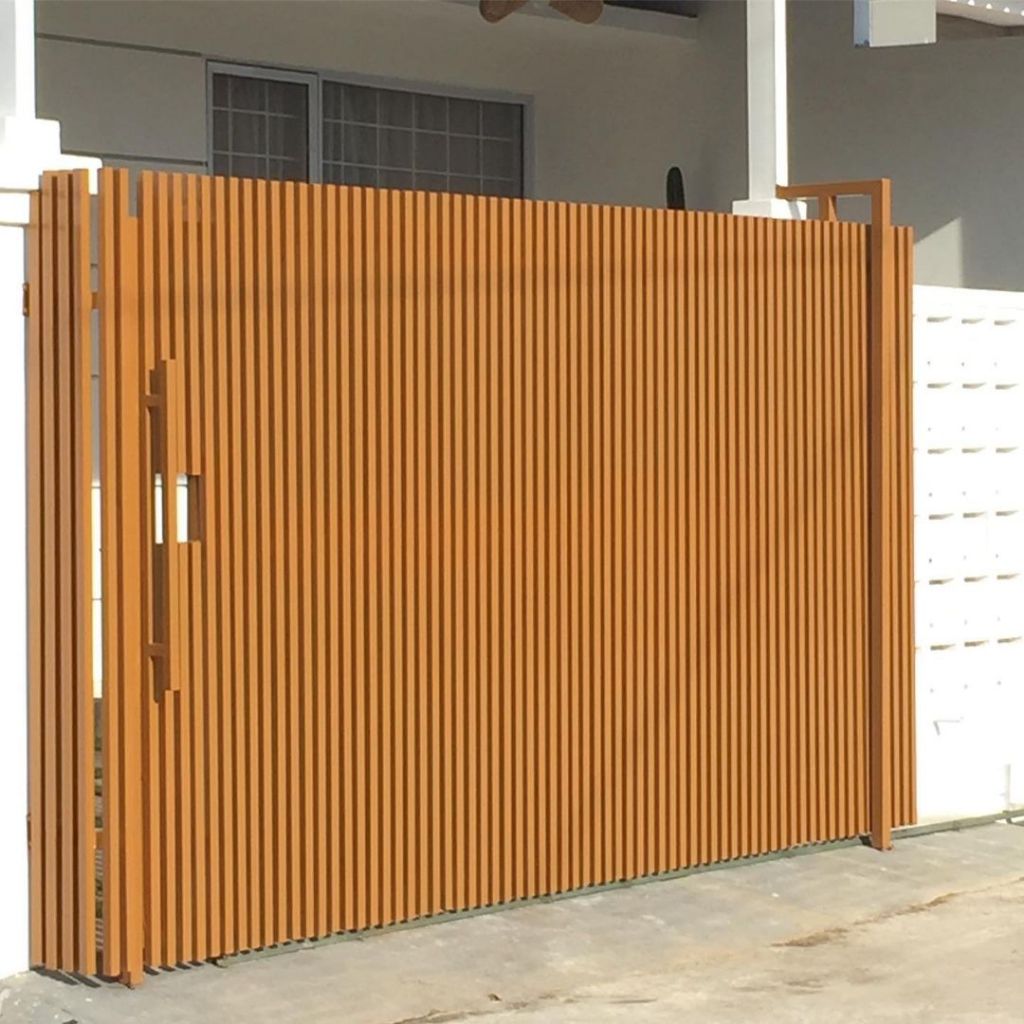 Pagar minimalis cat kayu / pagar sidoarjo