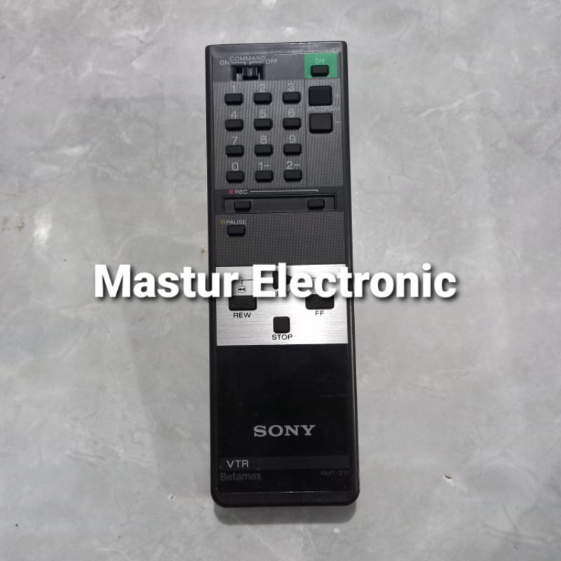 REMOTE REMOT VTR BETAMAX SONY
RMT-231 ORIGINAL