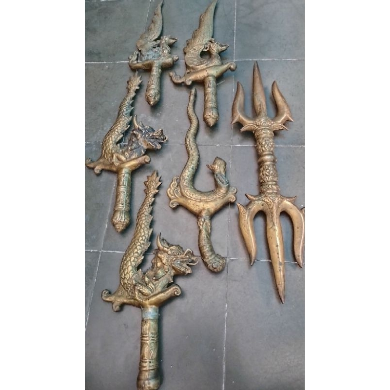 pusaka kuno Kuningan antik lawas