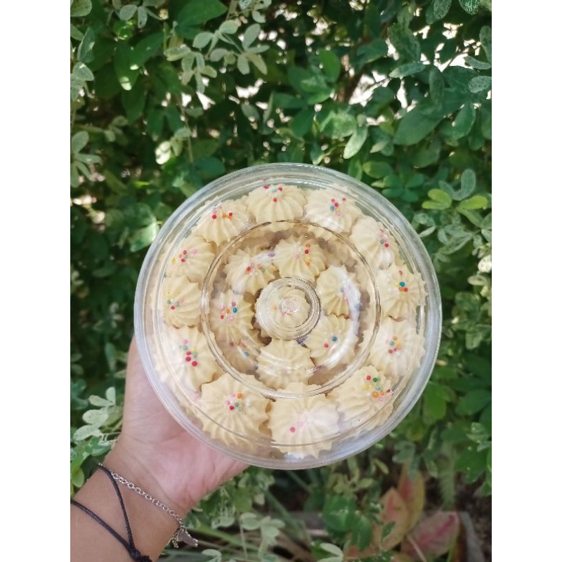 

KUE SEMPRIT KUE MENTEGA EDISI LEBARAN KUE HARI RAYA 250 gr