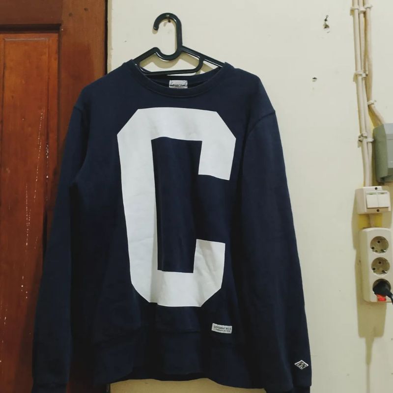 crewneck covernat