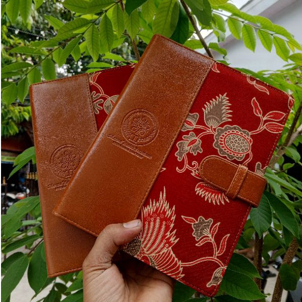 

Buku Agenda Kulit Custom - Buku Agenda custom Batik Indonesia