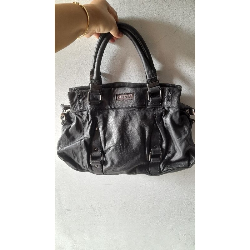 Tas Selempang hitam DIESEL Kulas