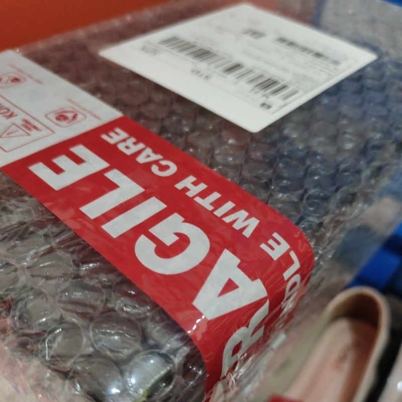 

Tambahan bubble wrap tebel