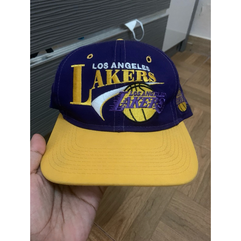 los angeles lakers vintage cap