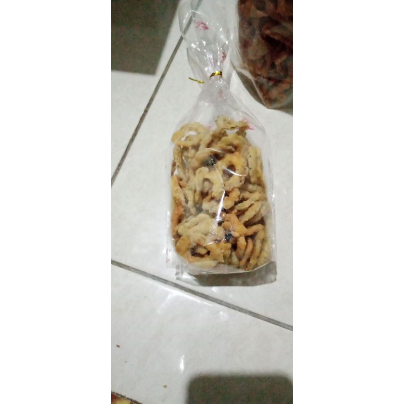 

kripik pare