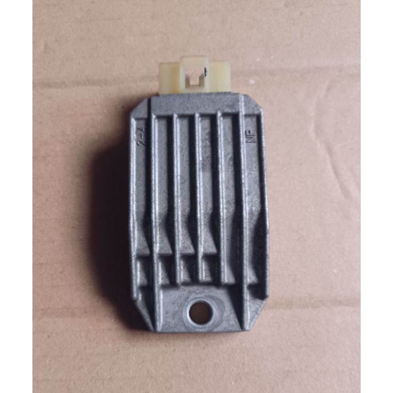 REGULATOR ATAU KIPROK YAMAHA VIXION NEW 2013 2015 ORIGINAL