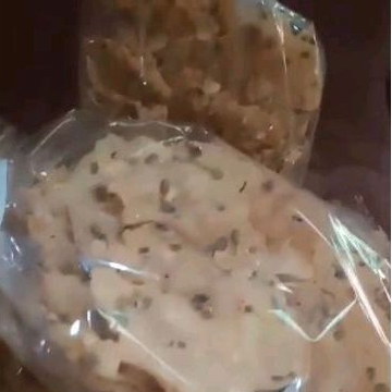 

Peyek kacang hijau 250 gram renyah dan gurih - Peyek Juragan