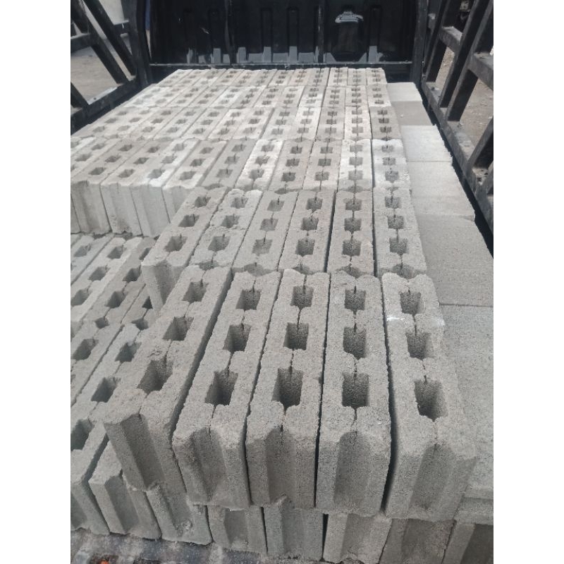 Batako Dinding Bolong