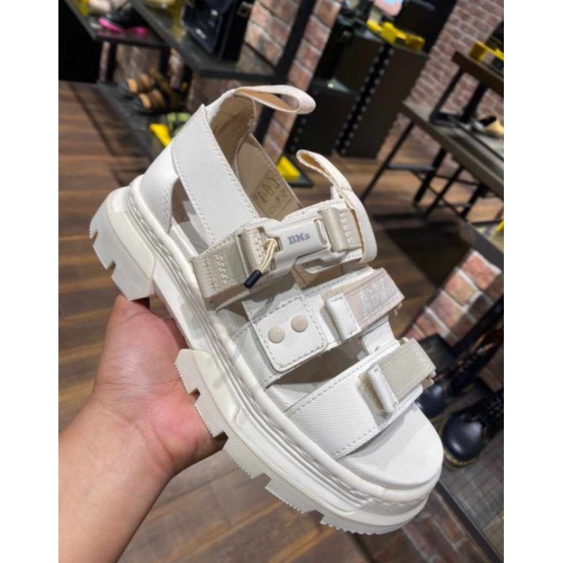 DR MARTENS PEARSON ALL WHITE  SIZE 36 - 45 NEW ORIGINAL