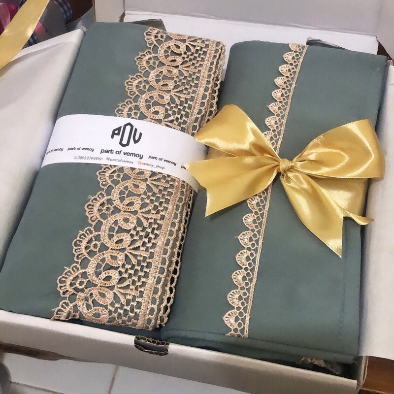 

BEST DEALS KADO MUKENAH HAMPERS ULANG TAHUN WISUDA GRADUATION LEBARAN MUKENA IDUL FITRI HARI GURU