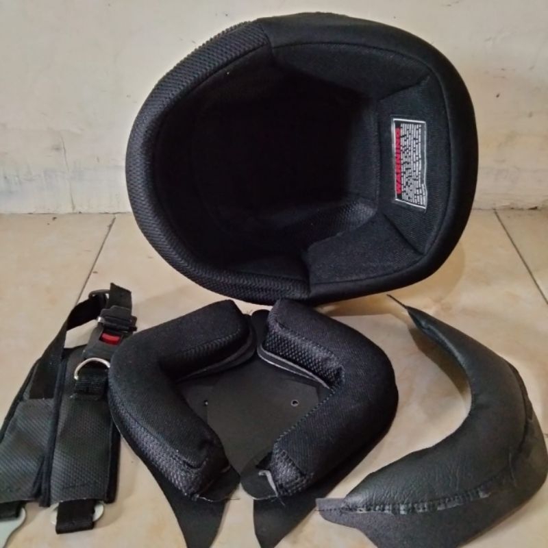 busa helm bogo hitam set model kancing