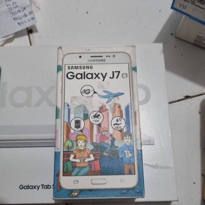 Samsung Galaxy J7 2016 second
