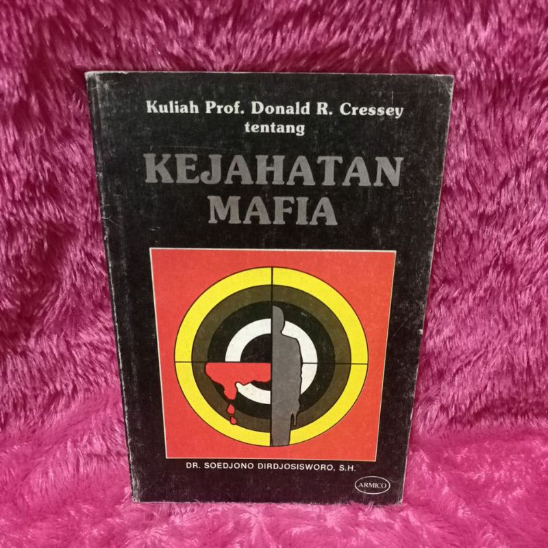buku kejahatan mafia