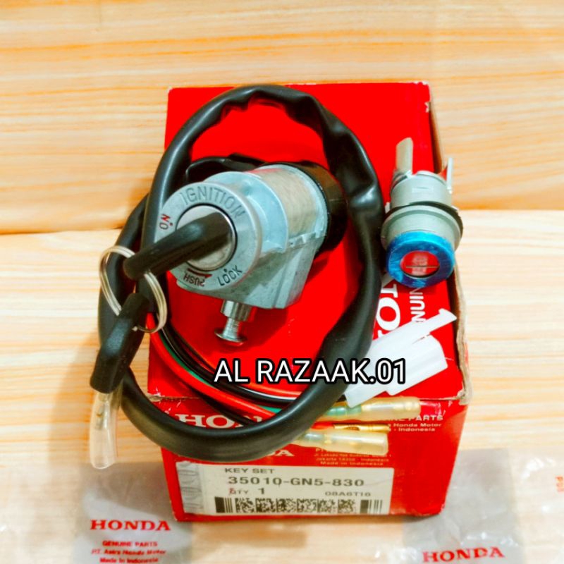 Kunci kontak Assy Set+GN5 Honda Grand/Astrea/Lagenda Ori