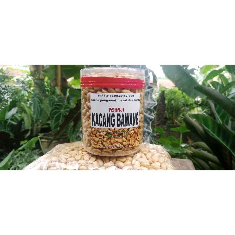 

Kacang Bawang Gurih Kacang Bawang Premium Netto 450 gram Tanpa Pengawet