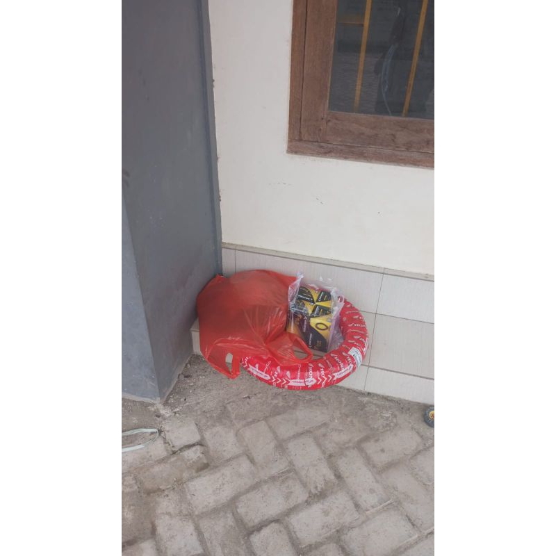 ban tubeles belakang honda vario 125 bawaan motor