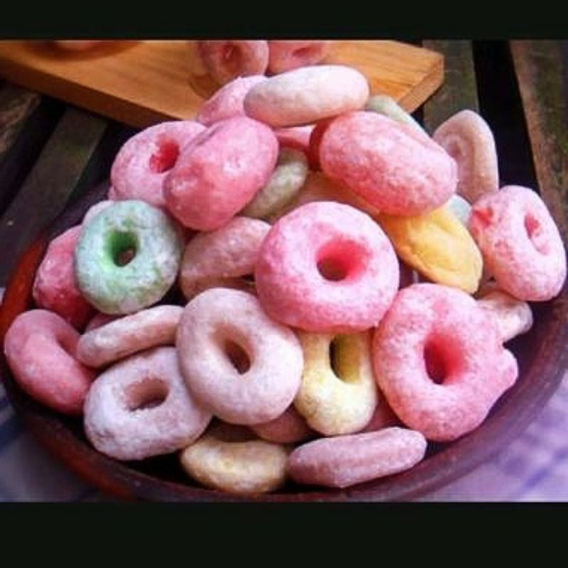 

CEMILAN DONAT KERING / GETAS DONAT /LADU DONAT MANIS