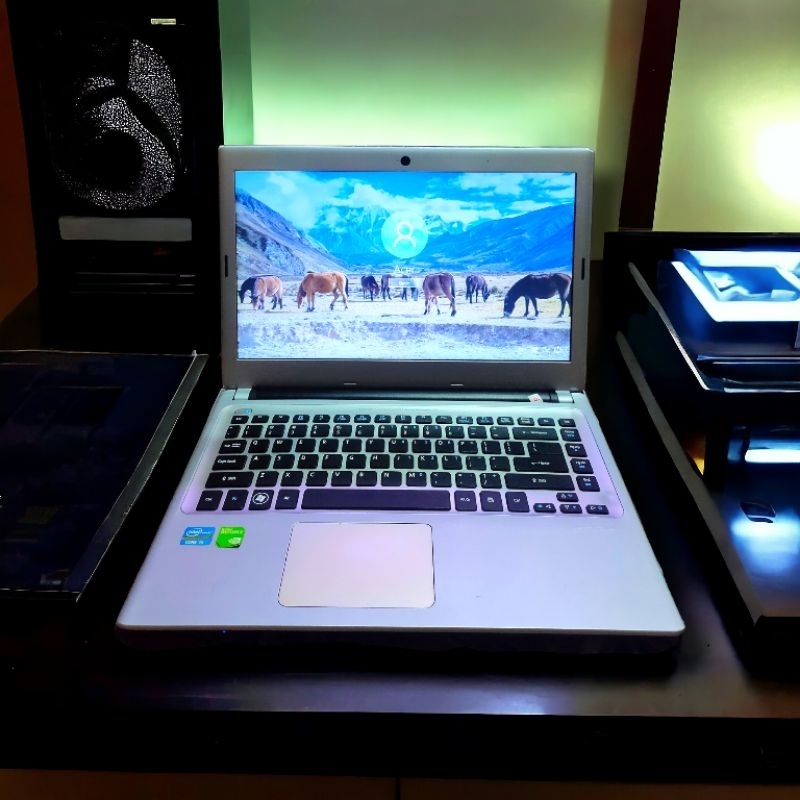 Laptop Second Murah Acer Aspire V5 471G RAM 8 SSD 128 HDD 500GB