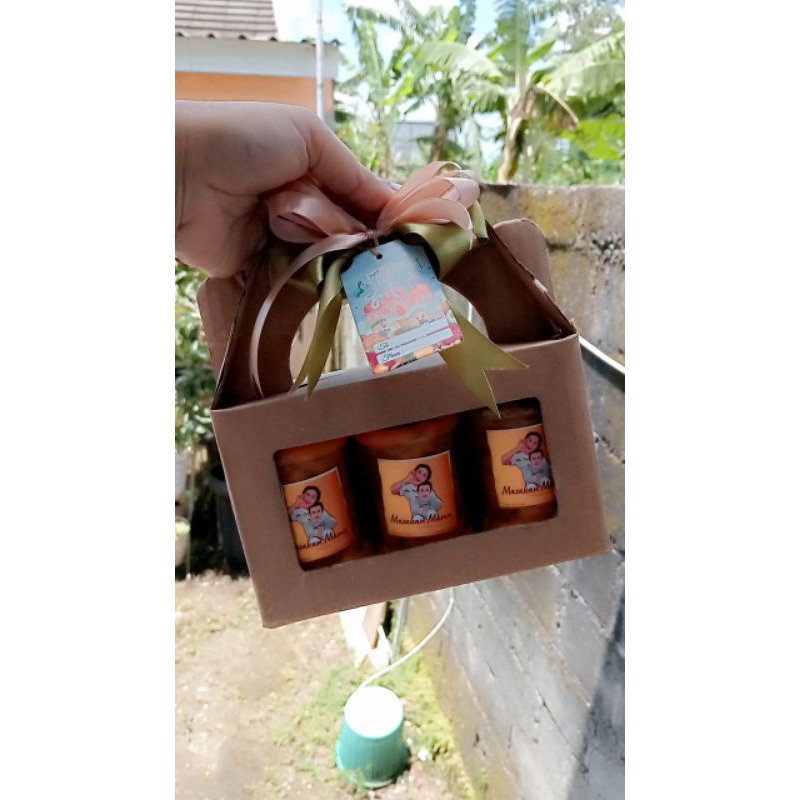 

Hampers Set Sambal
