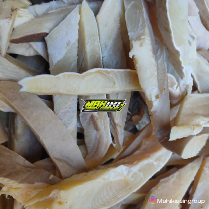 

ikan asin cucut kulit potong netto 1/4 kg (250 gram)