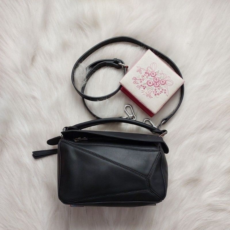 loewe black small preloved bag