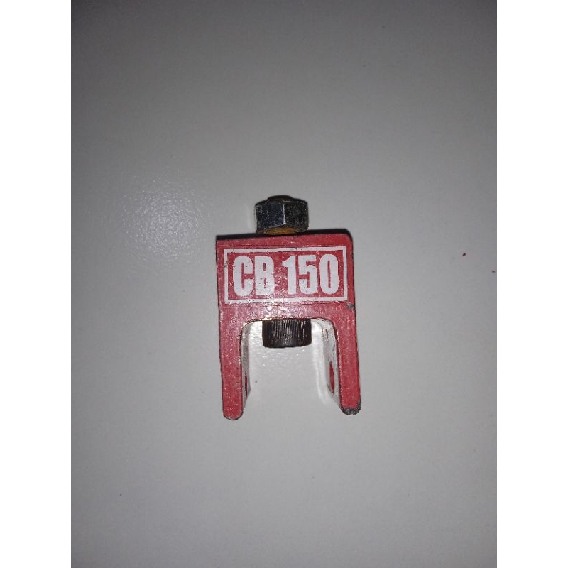 peninggi shock belakang cb150r dan cbr150r