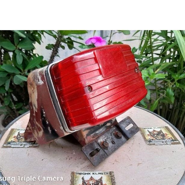 buntut stoplamp suzuki fr80 cdi family ORIGINAL buntut suzuki fr80 body belakang suzuki fr80