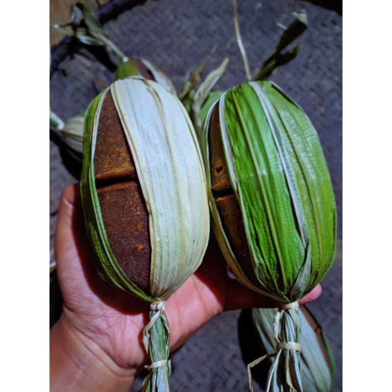 

Gula aren Asli Berkualitas 100% original isi 2 pasang