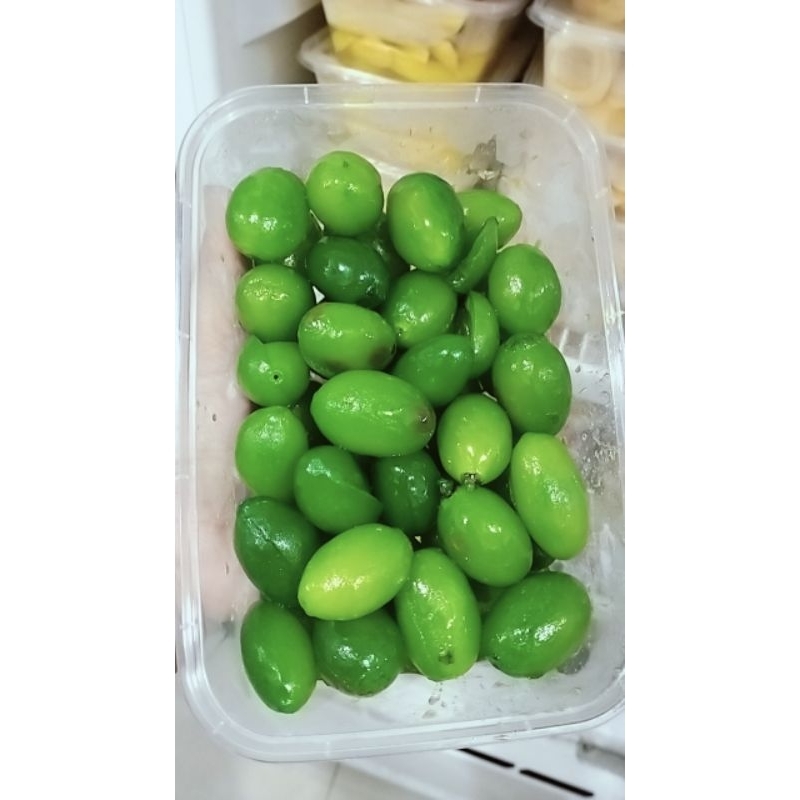 Manisan buah Kana/Olive