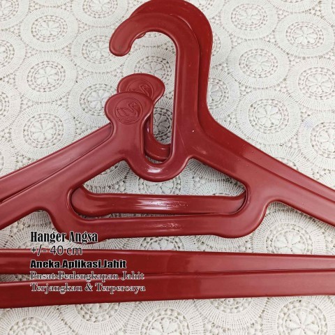 1 LUSIN HANGER ANGSA / GANTUNGAN BAJU PLASTIK WARNA MERAH