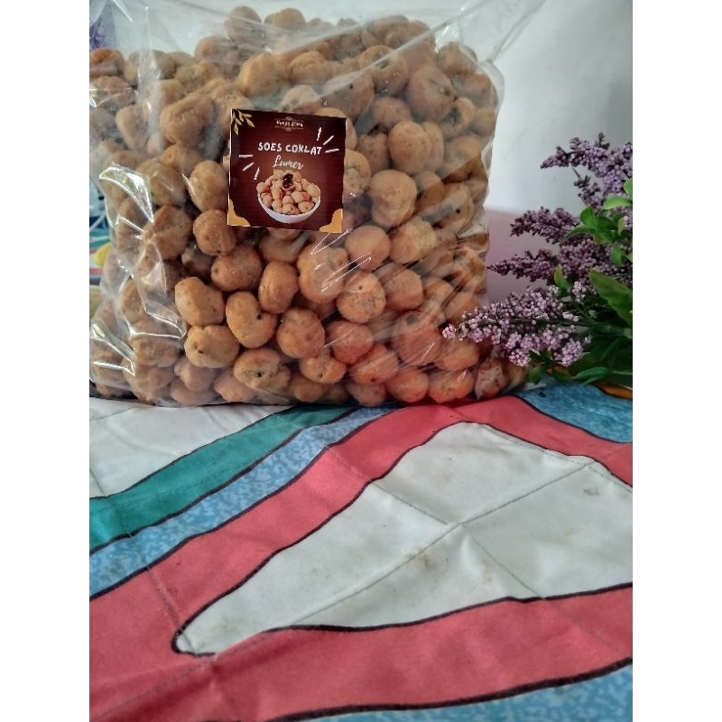 

sus CROWN coklat lumer