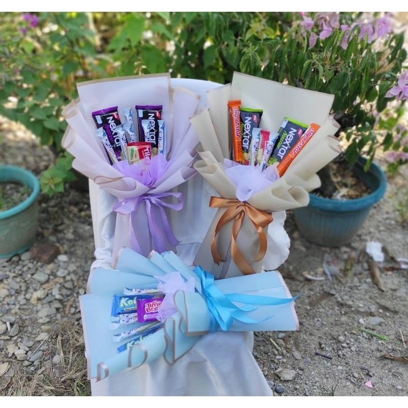 

Buket snack 25rb an // buket wisuda// buket bunga murah