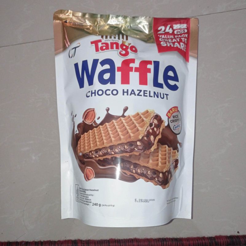 

tango waffle choco hazelnut isi 24pcs