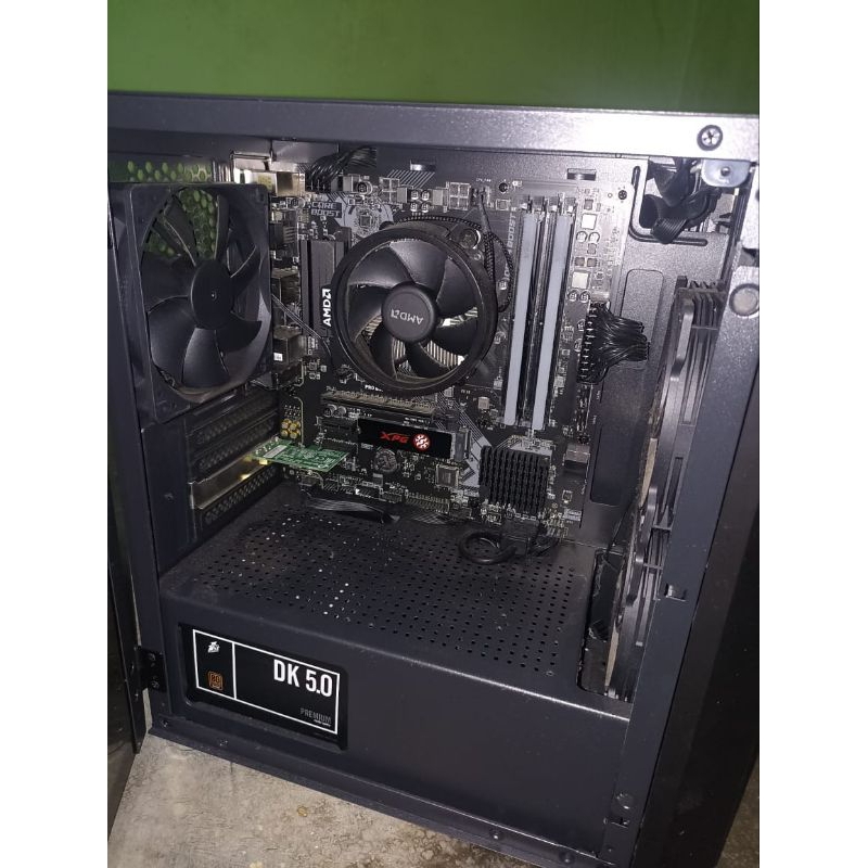 pc rakitan gaming satu set